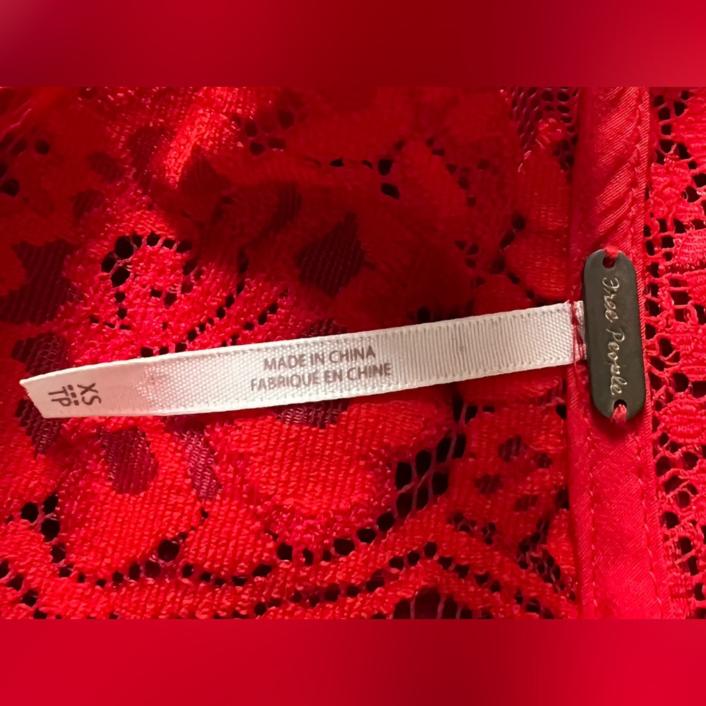 🔥‼️ Free people beautiful Red Lace detail Crop Top‼️🔥 - Picture 4 of 4